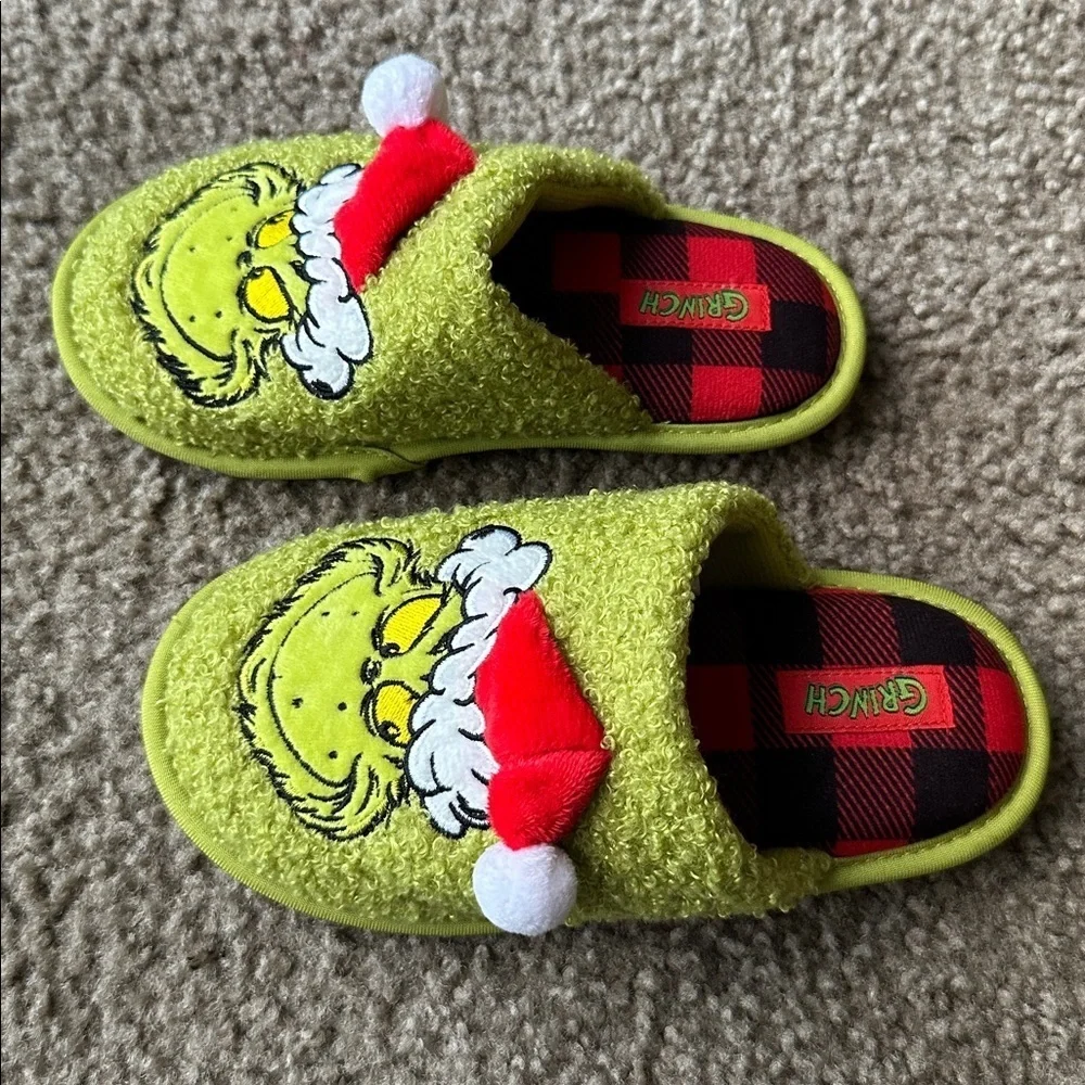 Grinch Kids Slippers - Green and Red